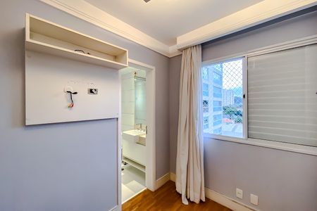 Apartamento à venda com 110m², 3 quartos e 2 vagas Apartamento à venda com 110m², 3 quartos e 2 vagasQuarto 1 - Suíte