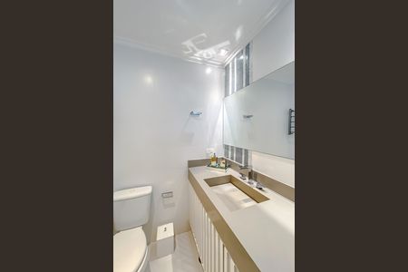 Apartamento à venda com 110m², 3 quartos e 2 vagas Apartamento à venda com 110m², 3 quartos e 2 vagasBanheiro da Suíte 3