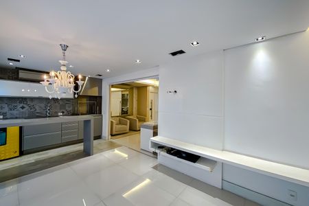 Apartamento à venda com 110m², 3 quartos e 2 vagas Apartamento à venda com 110m², 3 quartos e 2 vagasVaranda da Sala