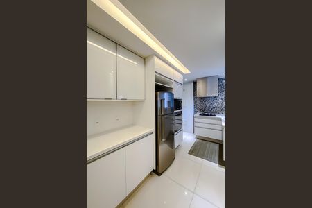 Apartamento à venda com 110m², 3 quartos e 2 vagas Apartamento à venda com 110m², 3 quartos e 2 vagasCozinha