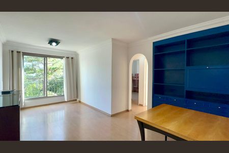 Apartamento para alugar com 2 quartos, 67m² em Jardim das Bandeiras, São Paulo