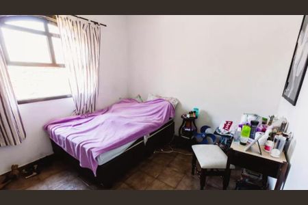 Casa à venda com 8 quartos, 554m² em Vila Ipojuca, São Paulo
