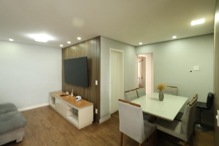 Apartamento à venda com 79m², 2 quartos e 2 vagas Apartamento à venda com 79m², 2 quartos e 2 vagasSala
