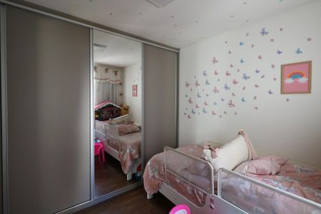 Apartamento à venda com 79m², 2 quartos e 2 vagas Apartamento à venda com 79m², 2 quartos e 2 vagasSuíte 2