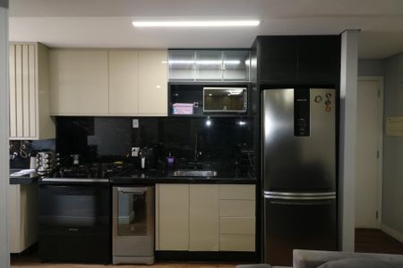 Apartamento à venda com 79m², 2 quartos e 2 vagas Apartamento à venda com 79m², 2 quartos e 2 vagasCozinha e Área de Serviço