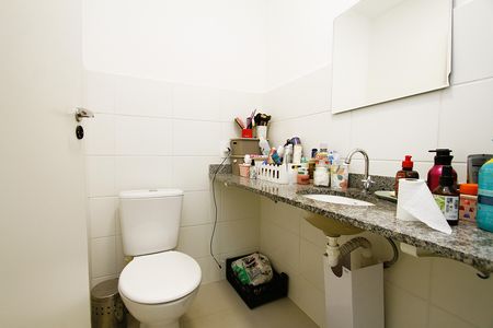 Apartamento à venda com 106m², 3 quartos e 1 vagaBanheiro da Suíte