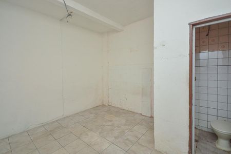 Casa à venda com 340m², 5 quartos e 2 vagas Casa à venda com 340m², 5 quartos e 2 vagasQuarto 4