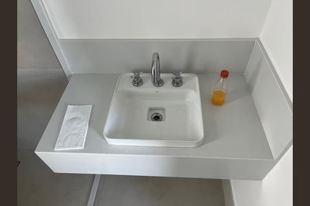 Apartamento à venda com 182m², 3 quartos e 3 vagas Apartamento à venda com 182m², 3 quartos e 3 vagasBanheiro 4