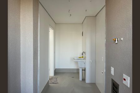 Apartamento à venda com 182m², 3 quartos e 3 vagas Apartamento à venda com 182m², 3 quartos e 3 vagasÁrea de Serviço
