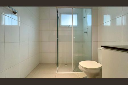 Apartamento para alugar com 71m², 2 quartos e 1 vaga Apartamento para alugar com 71m², 2 quartos e 1 vagaBanheiro