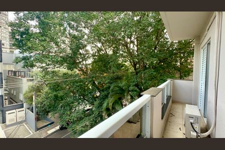 Apartamento para alugar com 71m², 2 quartos e 1 vaga Apartamento para alugar com 71m², 2 quartos e 1 vagaVaranda