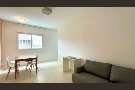 Apartamento para alugar com 71m², 2 quartos e 1 vaga Apartamento para alugar com 71m², 2 quartos e 1 vagaSala