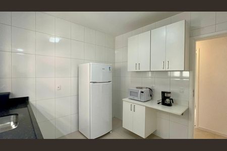 Apartamento para alugar com 71m², 2 quartos e 1 vaga Apartamento para alugar com 71m², 2 quartos e 1 vagaCozinha