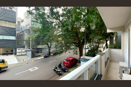 Varanda de apartamento para alugar com 2 quartos, 71m² em Sumaré, São Paulo