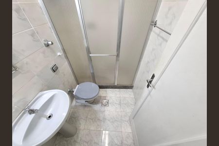 Banheiro  de apartamento à venda com 1 quarto, 40m² em Flamengo, Rio de Janeiro