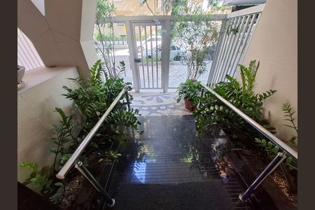 Apartamento à venda com 40m², 1 quarto e sem vaga Apartamento à venda com 40m², 1 quarto e sem vagaEntrada