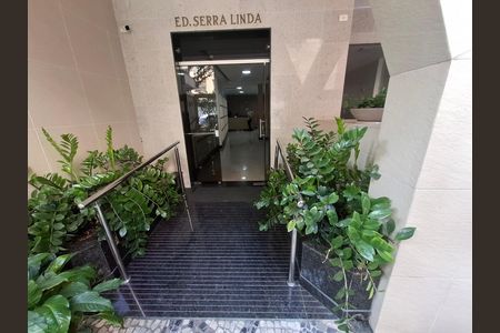 Apartamento à venda com 40m², 1 quarto e sem vaga Apartamento à venda com 40m², 1 quarto e sem vagaEntrada