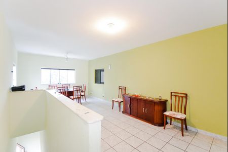Casa para alugar com 540m², 3 quartos e 20 vagasSala