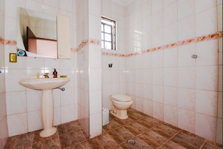 Casa para alugar com 540m², 3 quartos e 20 vagasBanheiro Social