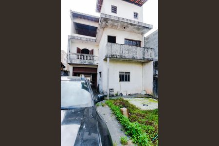Casa para alugar com 540m², 3 quartos e 20 vagasQuintal