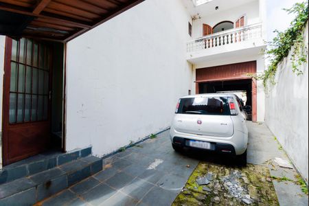 Garagem de casa à venda com 3 quartos, 540m² em Vila Sao Joao, Guarulhos