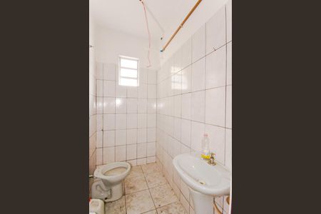 Casa para alugar com 540m², 3 quartos e 20 vagasSalão - Banheiro 