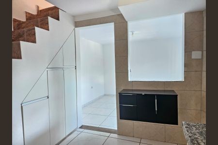 Casa para alugar com 2 quartos, 50m² em Loteamento Adventista Campineiro, Hortolândia