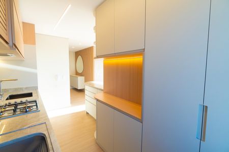 Apartamento para alugar com 88m², 2 quartos e 1 vaga Apartamento para alugar com 88m², 2 quartos e 1 vagaCozinha e Área de Serviço