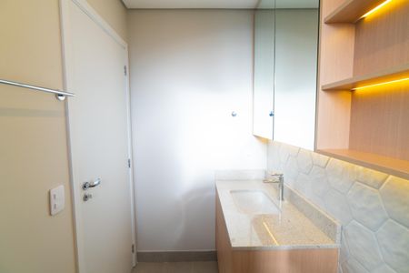 Apartamento para alugar com 88m², 2 quartos e 1 vaga Apartamento para alugar com 88m², 2 quartos e 1 vagaBanheiro da Suíte 2