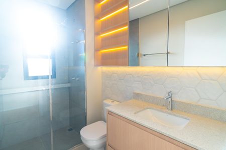 Apartamento para alugar com 88m², 2 quartos e 1 vaga Apartamento para alugar com 88m², 2 quartos e 1 vagaBanheiro da Suíte 1