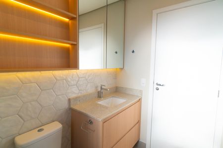 Apartamento para alugar com 88m², 2 quartos e 1 vaga Apartamento para alugar com 88m², 2 quartos e 1 vagaBanheiro da Suíte 1