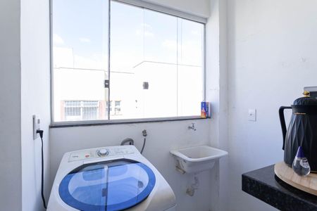 Apartamento para alugar com 80m², 3 quartos e 1 vaga Apartamento para alugar com 80m², 3 quartos e 1 vagaCozinha e Área de Serviço