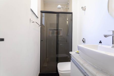 Apartamento para alugar com 80m², 3 quartos e 1 vaga Apartamento para alugar com 80m², 3 quartos e 1 vagaBanheiro social