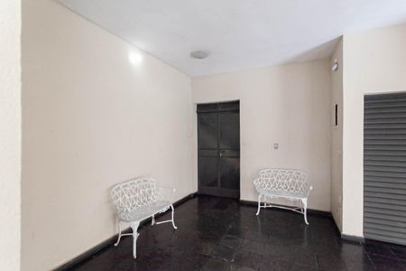Apartamento para alugar com 80m², 3 quartos e 1 vaga Apartamento para alugar com 80m², 3 quartos e 1 vagaHall social