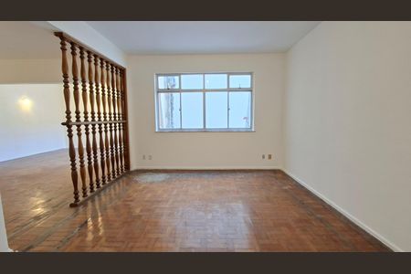 Apartamento para alugar com 148m², 3 quartos e sem vaga Apartamento para alugar com 148m², 3 quartos e sem vagaSala