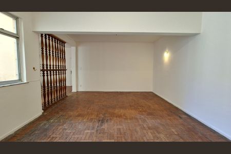 Apartamento para alugar com 148m², 3 quartos e sem vaga Apartamento para alugar com 148m², 3 quartos e sem vagaSala