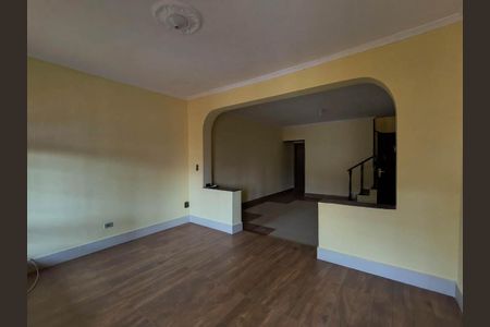 Sala de casa para alugar com 3 quartos, 64m² em Jardim Virginia Bianca, São Paulo