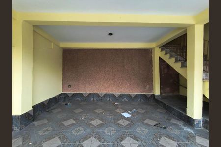 Garagem de casa para alugar com 3 quartos, 64m² em Jardim Virginia Bianca, São Paulo