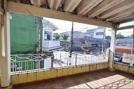 Casa para alugar com 120m², 2 quartos e sem vagaVaranda
