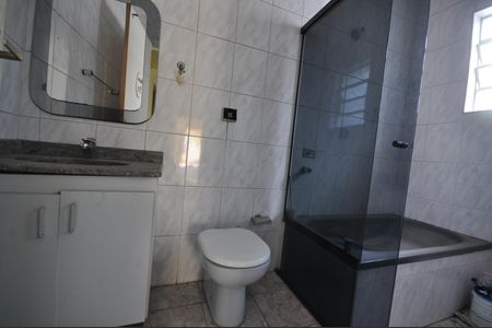 Casa para alugar com 120m², 2 quartos e sem vagaBanheiro