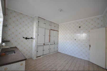 Casa para alugar com 120m², 2 quartos e sem vagaCozinha