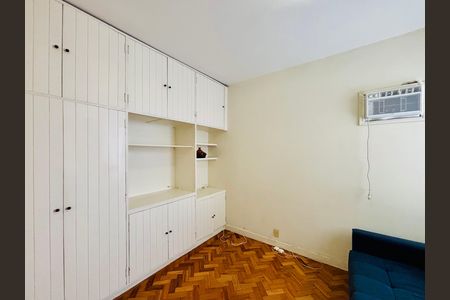 Apartamento para alugar com 98m², 2 quartos e sem vaga