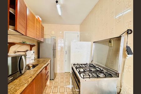 Apartamento para alugar com 98m², 2 quartos e sem vaga