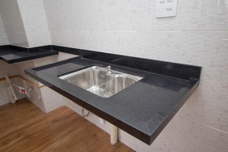 Apartamento para alugar com 32m², 2 quartos e sem vaga Apartamento para alugar com 32m², 2 quartos e sem vagaCozinha