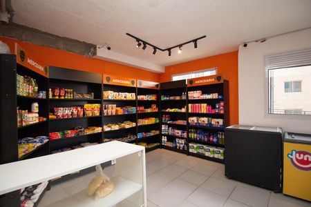 Área comum - Mercado de apartamento para alugar com 2 quartos, 32m² em Vila Palmeiras, São Paulo