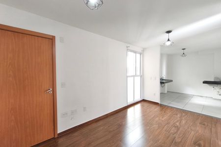 Sala de apartamento à venda com 2 quartos, 41m² em Jardim Esmeraldina, Campinas