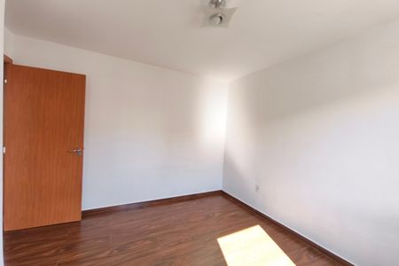 Quarto 2 de apartamento à venda com 2 quartos, 41m² em Jardim Esmeraldina, Campinas