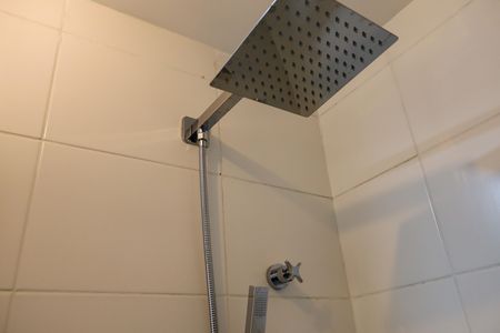 Banheiro de apartamento para alugar com 2 quartos, 45m² em Jardim Boa Vista (zona Oeste), Osasco