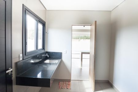 Apartamento à venda com 227m², 4 quartos e 2 vagasÁrea de Serviço