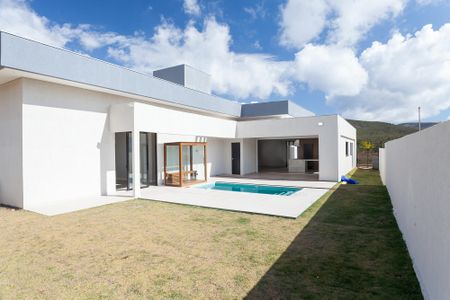 Apartamento à venda com 227m², 4 quartos e 2 vagasPiscina